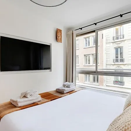 Apartment An Exquisite 3-bedroom 3-bathroom In Trocadero - Eiffel Tower Paris